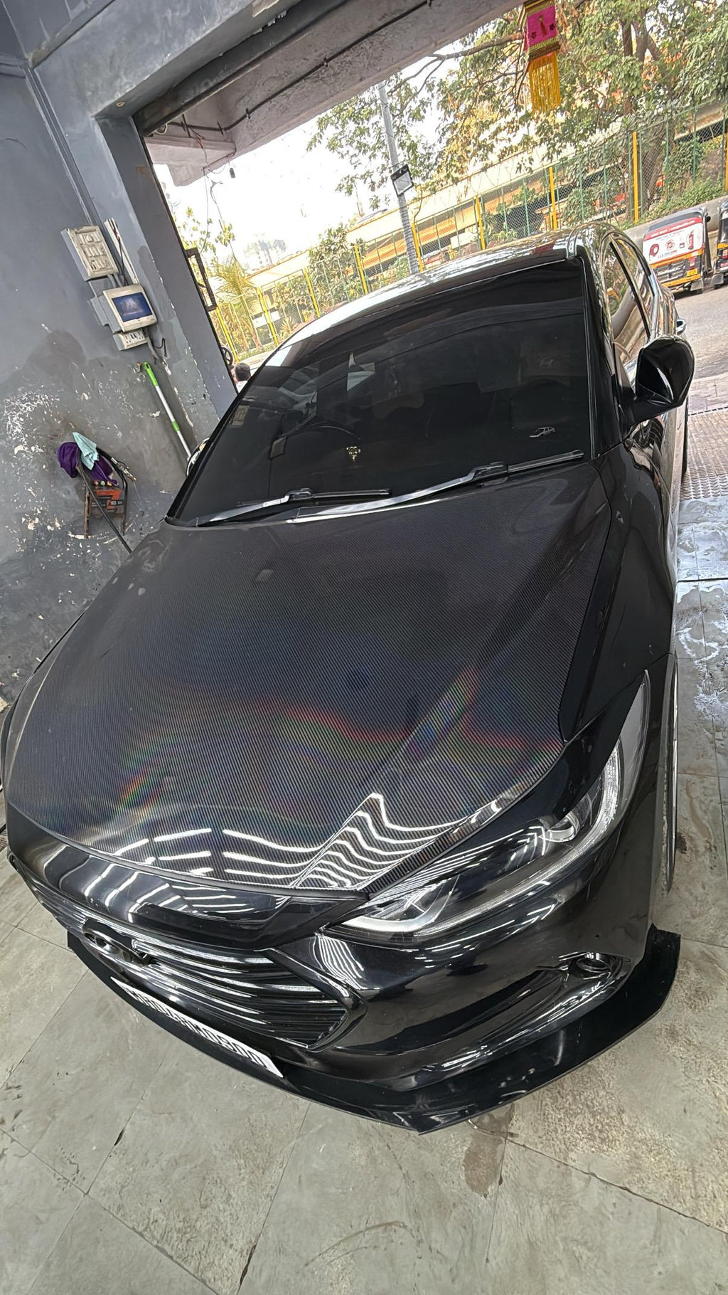 Black Carbon Fiber with 5D Gloss Lazer Rainbow